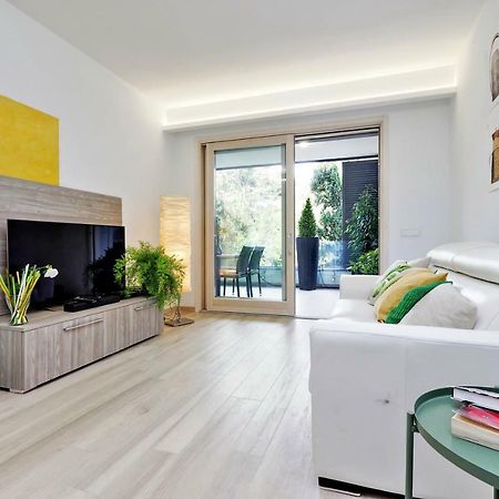 Green Terraced Apartment. 3 Stops From Colosseum Extérieur photo